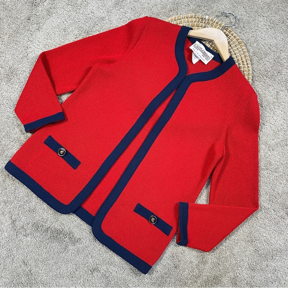 Castleberry Women’s Vintage Cardigan Knit Sweater Longsleeve in Red Size 8